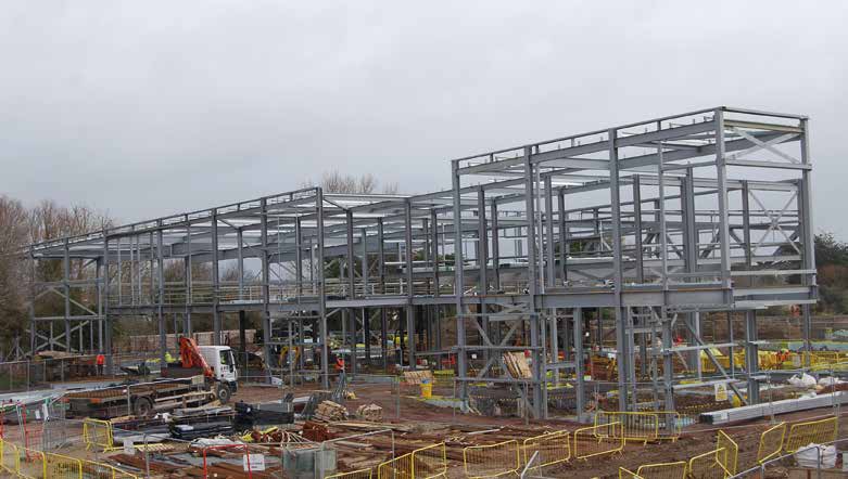 File:Littlehampton Leisure Centre-1.jpg