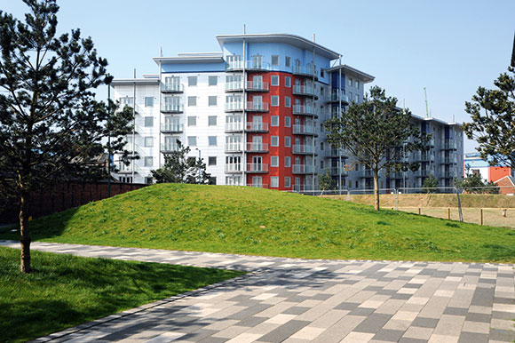 File:Waterfront-4.jpg