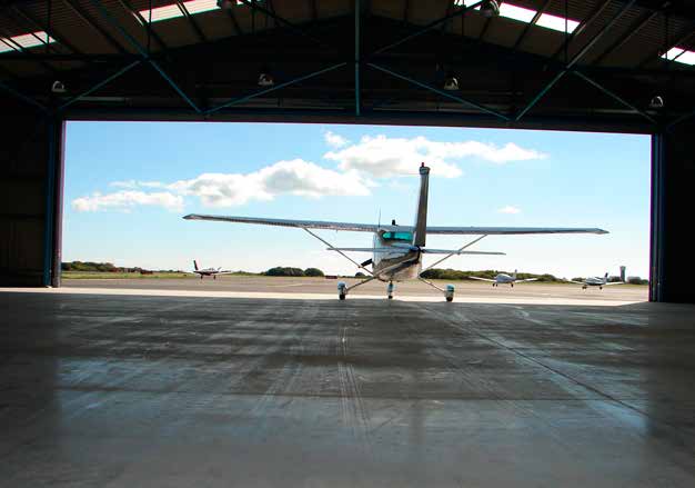 File:London Ashford Airport Hangar-2.jpg