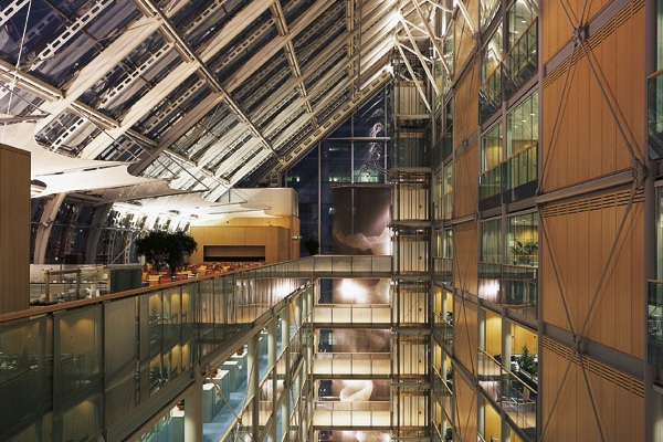 File:2005 - The Wellcome Trust Gibbs Building.jpg
