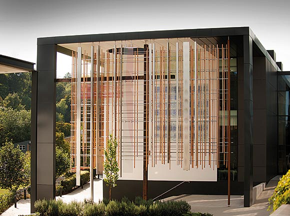 File:Winchester Uni-1.jpg