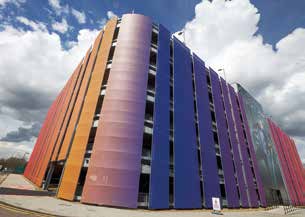 File:Sky Campus CP Osterley-2.jpg