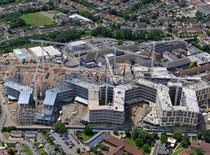 File:Southmead Hospital, Bristol.jpg