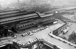 File:Embankment Salford-6.jpg