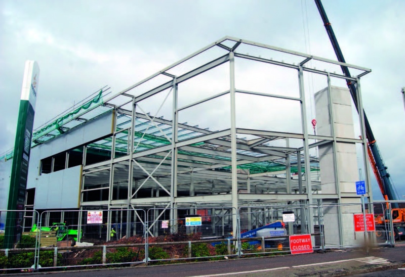 File:Sports Direct Easterhouse-3.jpg