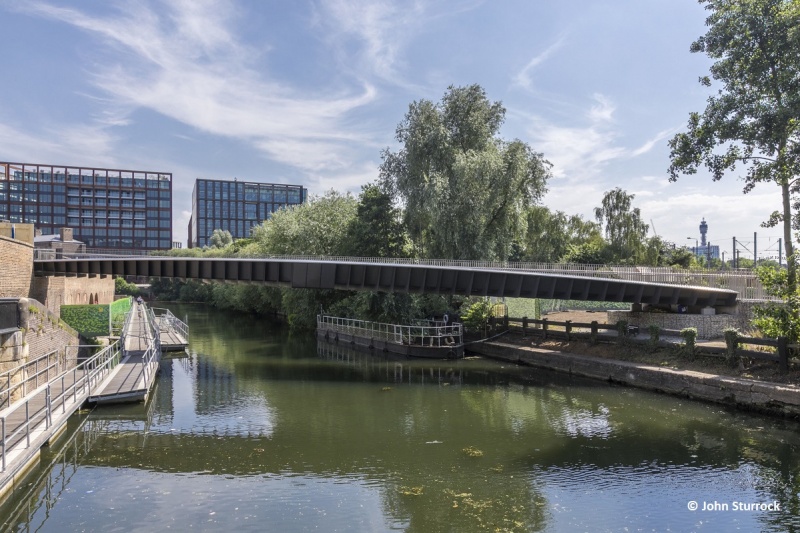 File:Somers Town Bridge-1.jpg