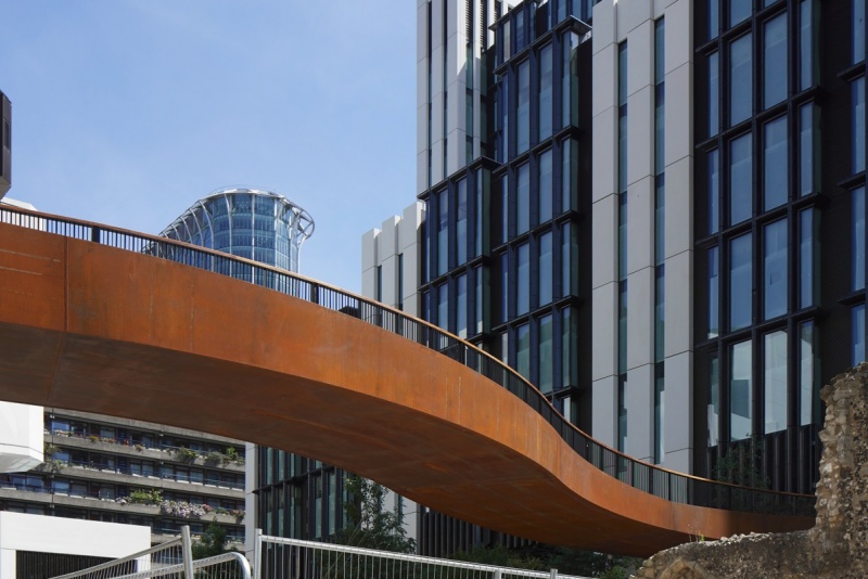 File:Walkway Bridges LWP-1.jpg