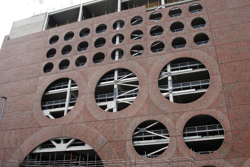 File:Circle Square Car Park-1.jpg