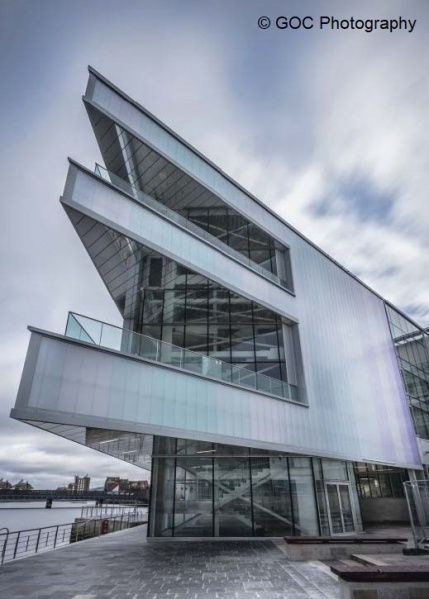File:Extension to Belfast Waterfront-2.jpg