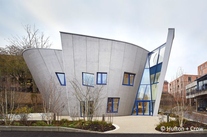 File:Maggie Royal Free Hospital-1.jpg