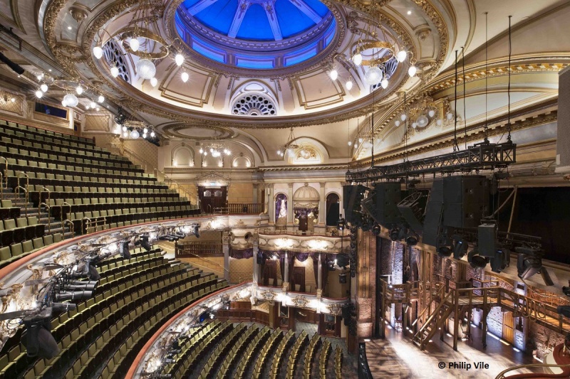 File:Victoria Palace Theatre Refurbishment-2.jpg