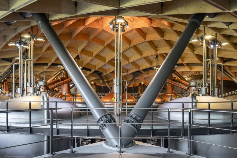 File:The Macallan Distillery-1.jpg