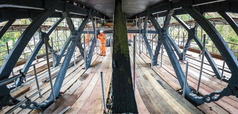 File:Iron Bridge-1.jpg